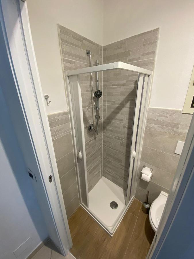 Apartamento Nyx Dea Della Notte Bari Exterior foto